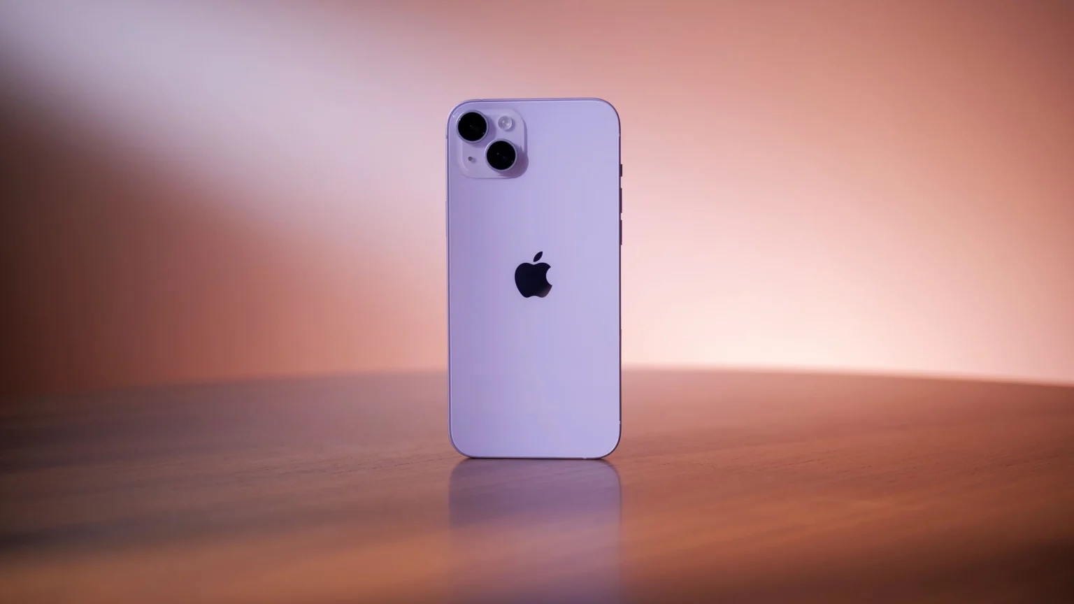 iPhone 15: A16 Bionic, 48MP Dual Camera Specs 2026